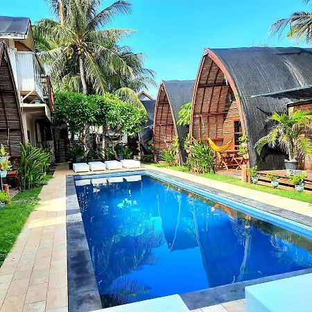 M'Adison Gilli Hotel Gili Trawangan Exterior photo